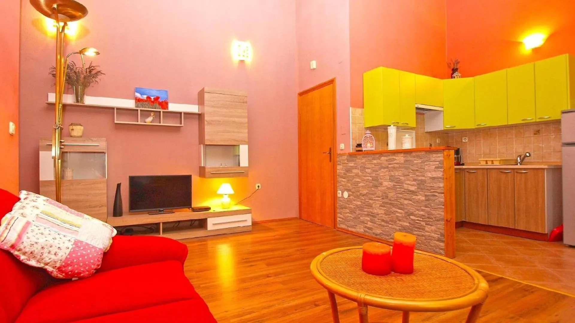 Ferienwohnung Fuer 4 Personen Ca 42 Qm In Pula, Istrien Istrische Riviera 0*, Pula